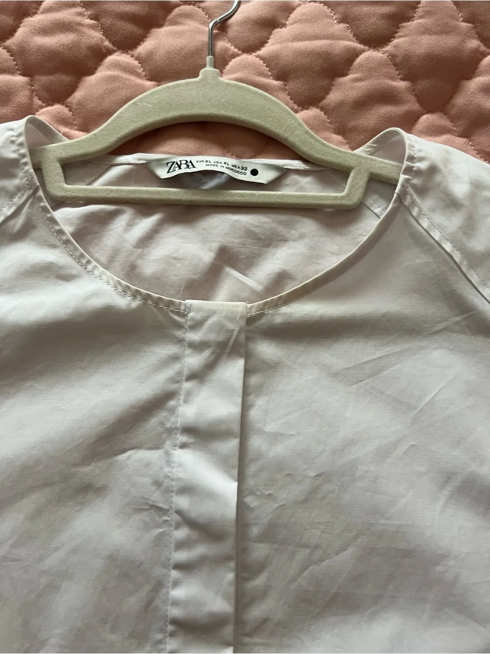 Zara White Puff-Sleeve Buttonless Blouse